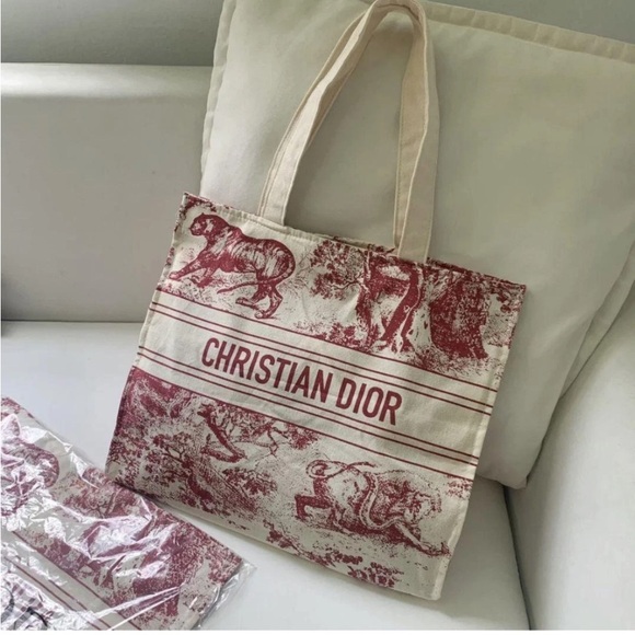CHRISTIAN DIOR Dioriviera Tote Bag Part Of The Iconic DiorBook & Star Dior Charm - Picture 13 of 16